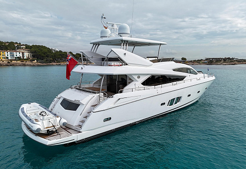Яхта Sunseeker 80 2013 4