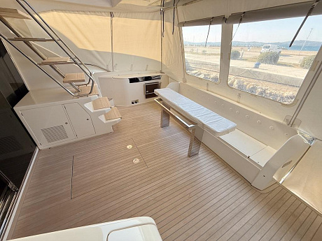 Ferretti 670 yacht 2020 6