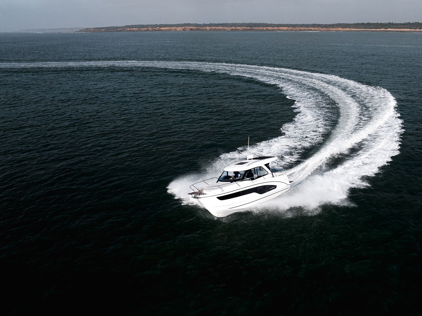Beneteau Antares 9 NEW