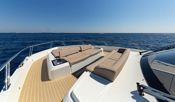 Яхта Galeon 560 Fly 2024 7