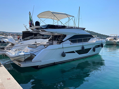 Яхта Ferretti 580 2023 1