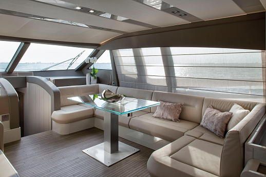 Яхта Ferretti 650 2017 13