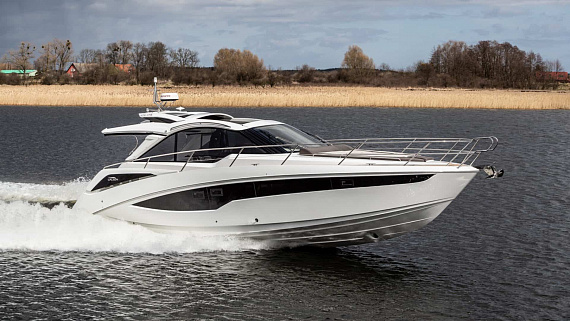 Galeon 405 HTS