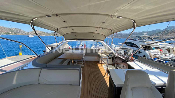 Яхта Princess 60 2016 12