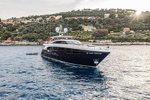 Яхта Princess 35M 2018 1