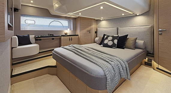 Яхта Beneteau Monte Carlo 52 2022 9