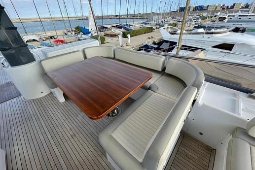 Яхта Azimut Magellano 66 2019 7