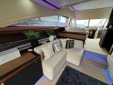 Яхта Princess 62 Flybridge 2010 10