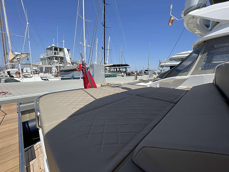 Яхта Fairline Targa 45 2024 9