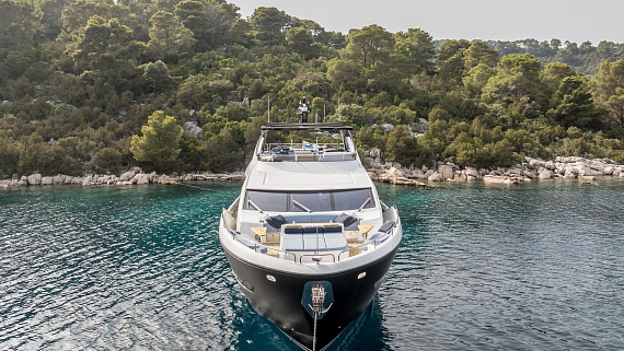 Яхта Sunseeker 90 Ocean 2023 8