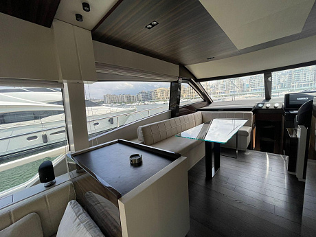 Яхта Ferretti 670 2021 6