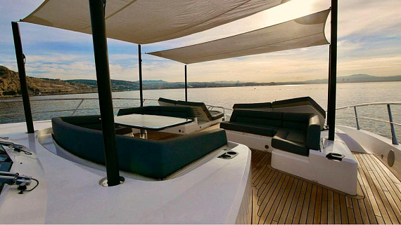 Яхта Sunseeker 116 2017 4