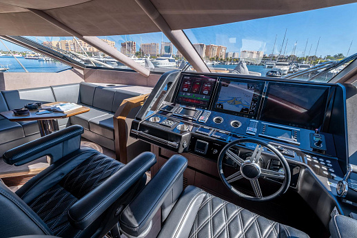 Яхта Sunseeker 86 2020 13