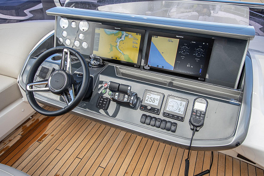Яхта Princess Y78 Motor Yacht 2021 6