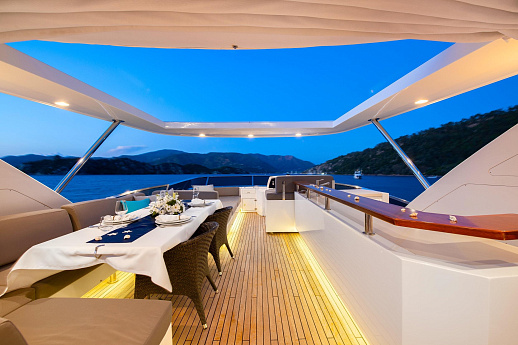 Яхта Azimut 84 2016 9