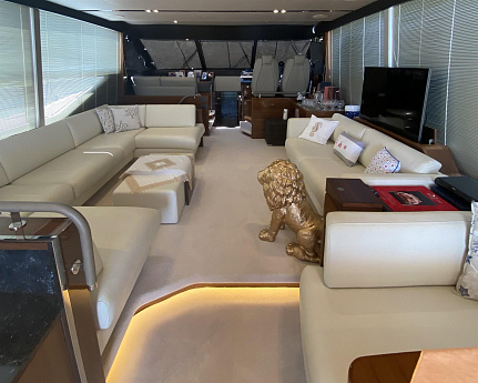 Яхта Princess 68 Flybridge 2015 13