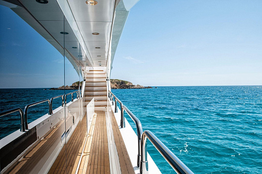 Яхта Sunseeker 115 2013 8