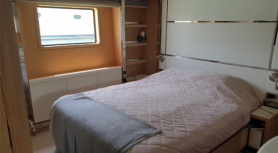 Яхта Benetti Delfino 93 2013 11