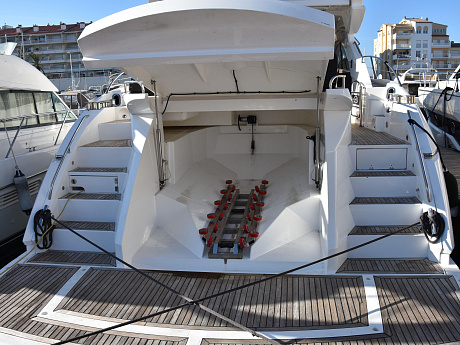Яхта Sunseeker Predator 60 2010 12