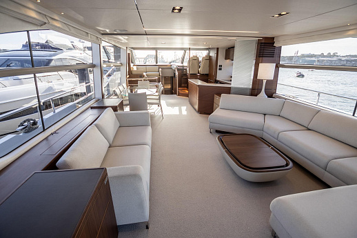 Яхта Princess Y78 Motor Yacht 2021 8