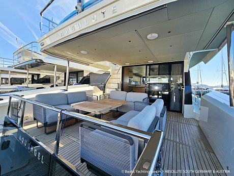 Яхта Absolute 60 Fly 2022 5