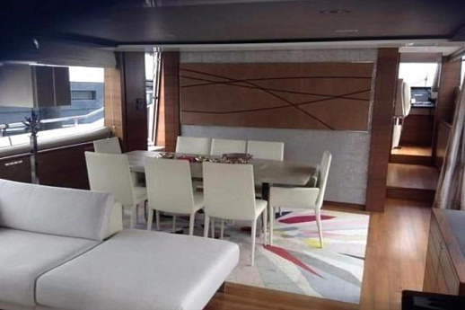 Яхта Princess 88 2015 7