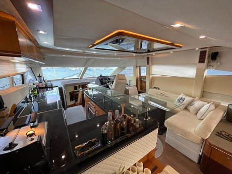 Яхта Galeon 640 Fly 2008 14