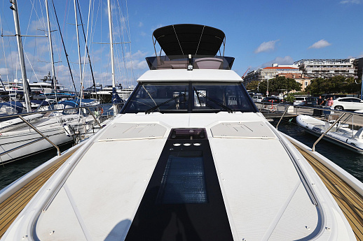 Яхта Beneteau Monte Carlo 52 2022 15
