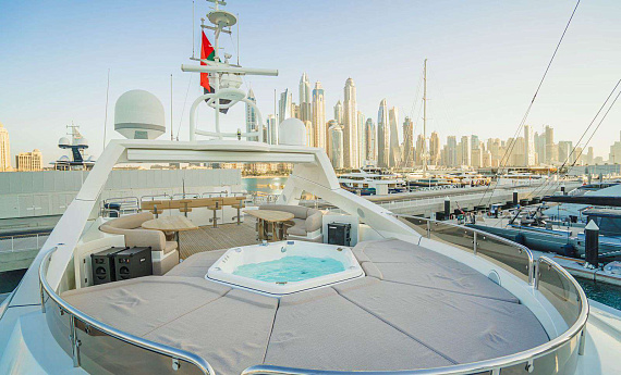 Sunseeker 131 (Lucien)