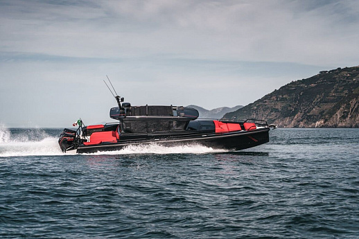 Brabus Shadow 1000 XC Cross Cabin yacht  6