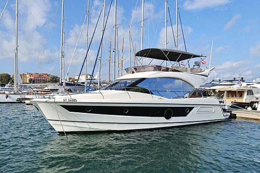 Яхта Beneteau Monte Carlo 52 2022 5