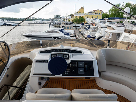 Яхта Princess 67 2008 15