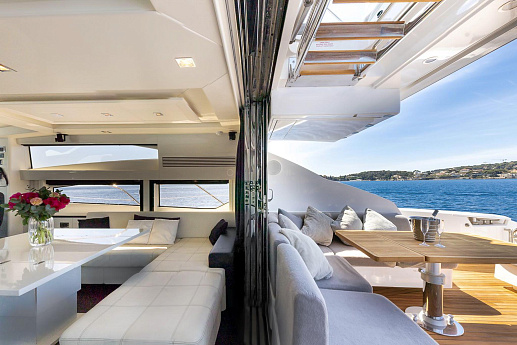 Яхта Sunseeker Predator 74 2011 9