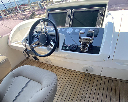 Яхта Princess 68 Flybridge 2015 9