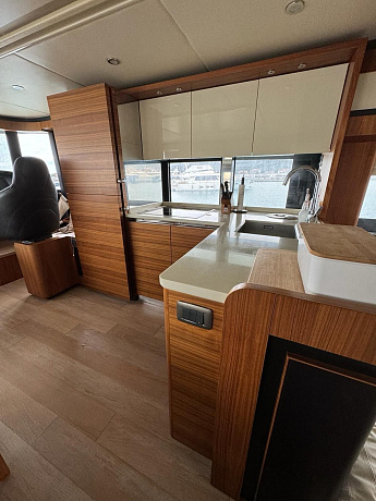 Яхта Absolute NAVETTA 58 2016 12
