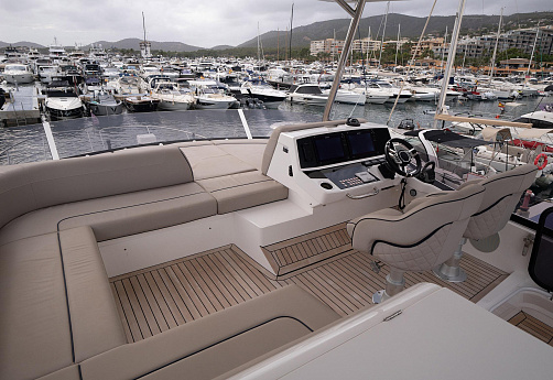 Яхта Sunseeker Manhattan 55 2022 4
