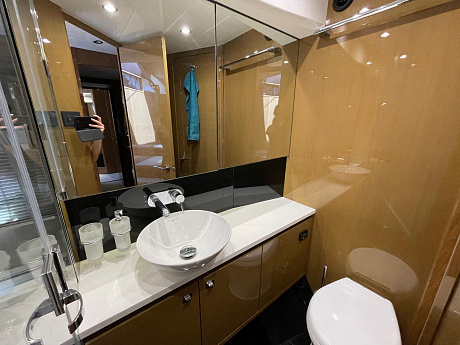 Яхта Princess 56 2014 11