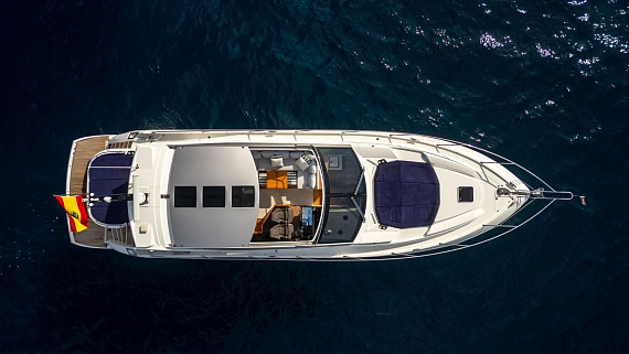 Яхта Sunseeker Predator 57 2016 2