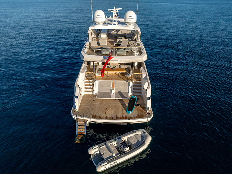 Яхта Sunseeker 90 Ocean 2021 1