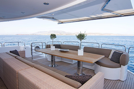 Яхта Sunseeker 40 2011 11