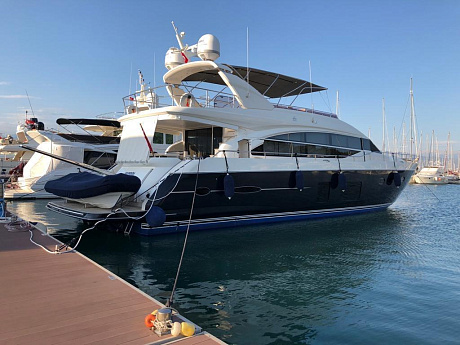 Яхта Princess Flybridge 82 2013 2