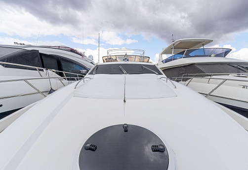 Sunseeker Manhattan 66 yacht 2006 8