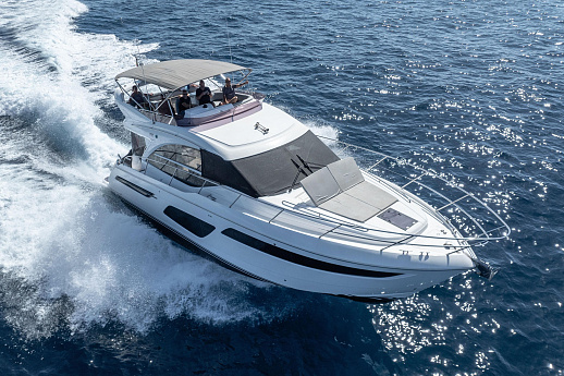 Яхта Princess F50 2021 9