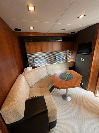 Яхта Sunseeker Predator 64 2011 6