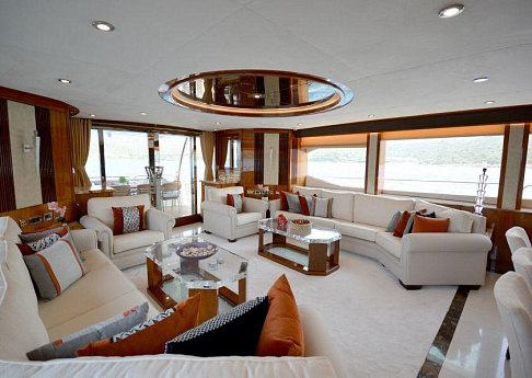 Яхта Sunseeker 30M 2010 11