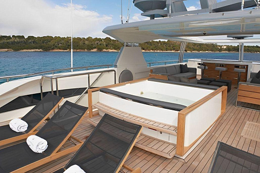Яхта Princess 40M 2012 9