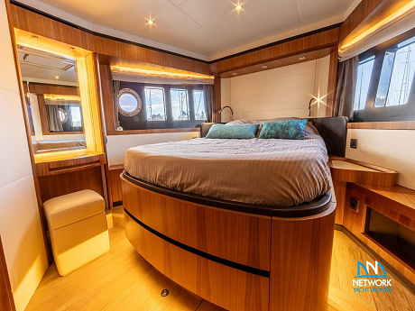 Яхта Absolute NAVETTA 58 2017 5