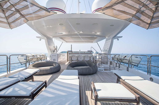 Яхта Benetti 121 2015 13