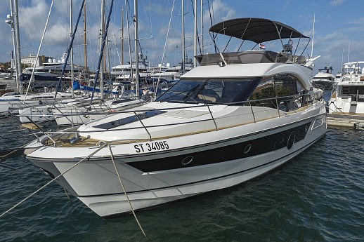 Яхта Beneteau Monte Carlo 52 2022 1