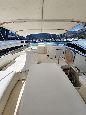 Яхта Ferretti 590 2004 7